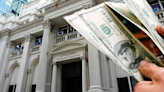 Al BCRA le cuesta acumular reservas por la disparada del dólar
