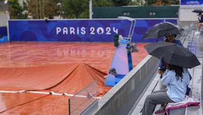 First round of Olympics tennis events pushed to Sunday amid rain