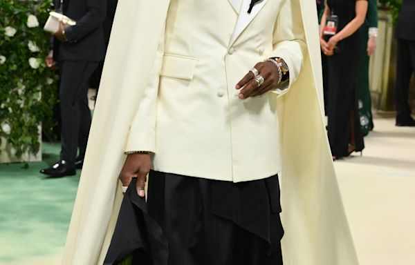 Colman Domingo pays homage to André Leon Talley, Chadwick Boseman with Met Gala look