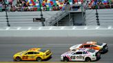 NASCAR at Kansas playoff race 2022: Start time, TV, streaming, lineup for Hollywood Casino 400