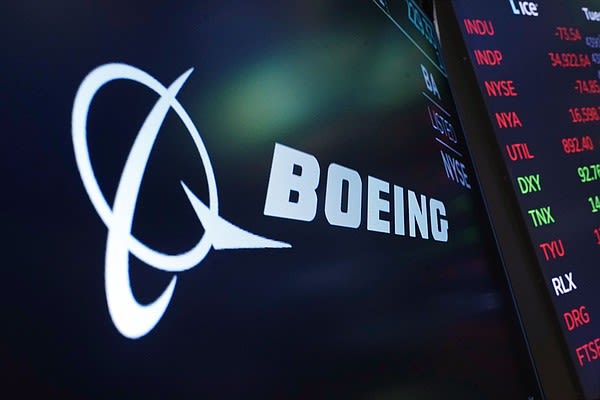 Boeing locks out its private firefighters around Seattle over pay dispute | Chattanooga Times Free Press