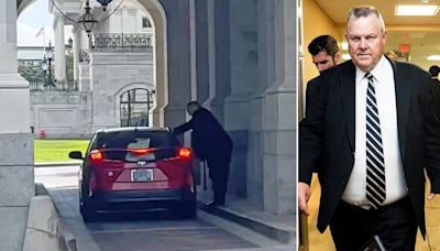 Thin-skinned Dem senator hits back at GOP mocking him driving a Prius