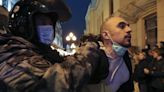Más de 1.000 detenidos en las protestas en Rusia contra la movilización parcial