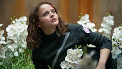 Joey King Defies a Futuristic Society's Mandatory Cosmetic Surgery in Uglies Trailer