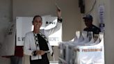 Elecciones en México: Claudia Sheinbaum, candidata presidencial del oficialismo, emitió su voto - El Diario NY