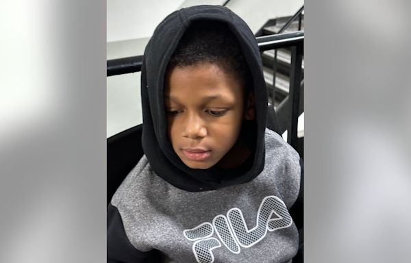 Non-verbal boy found wandering in Detroit, police looking for parents