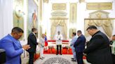 Nicolás Maduro reúne a pastores evangélicos en oración por ‘arrepentimiento’