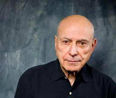 Oscar-winning actor Alan Arkin dies at 89