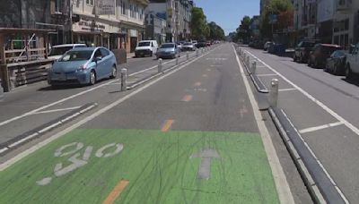 Valencia Street bike lanes to be moved back to the side of the road