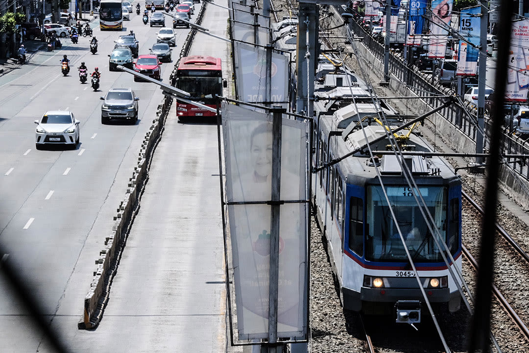 Japanese companies eyeing auction of MRT-3 O&M contract - BusinessWorld Online
