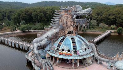 Eerie and abandoned: the world's creepiest theme park boneyards