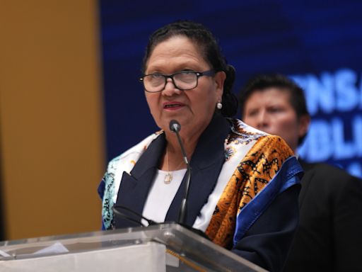La fiscal general de Guatemala descarta su renuncia y ataca al presidente Arévalo