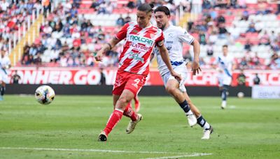 Necaxa arrolla al Puebla con un contundente 4-1