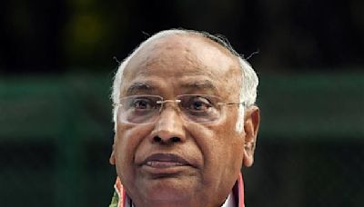 Mallikarjun Kharge, Jagdeep Dhankhar in war of words over ‘varna’ barb