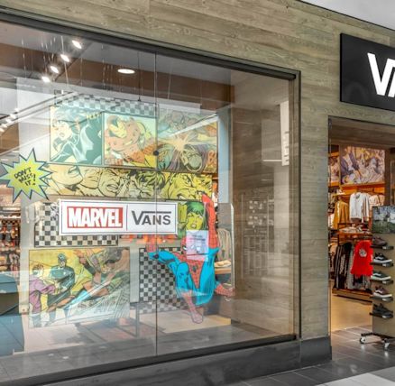 vans store roosevelt field