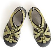 Open-toed footwear that consists of a sole held to the foot with straps, often made of lightweight materials such as rubber or leather. Popular for their breathability and comfort in warm weather. Types: Flip-flops, Slides, Gladiator sandals, Espadrilles. Brands: Birkenstock, Teva, Chacos, Reef.