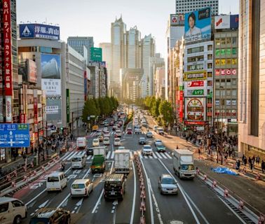 1個月加班80小時，日本還是鬧司機荒！「自駕車」能變運輸、物流救星？