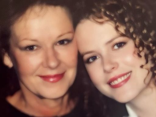 Nicole Kidman posts heart-wrenching tribute to mum after her death