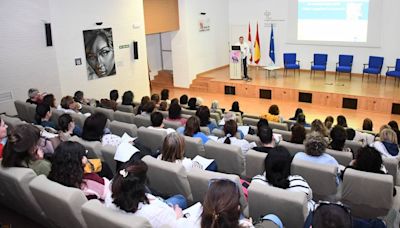 Un centenar de TCAES de toda la Comunidad participa en un encuentro formativo en Palencia