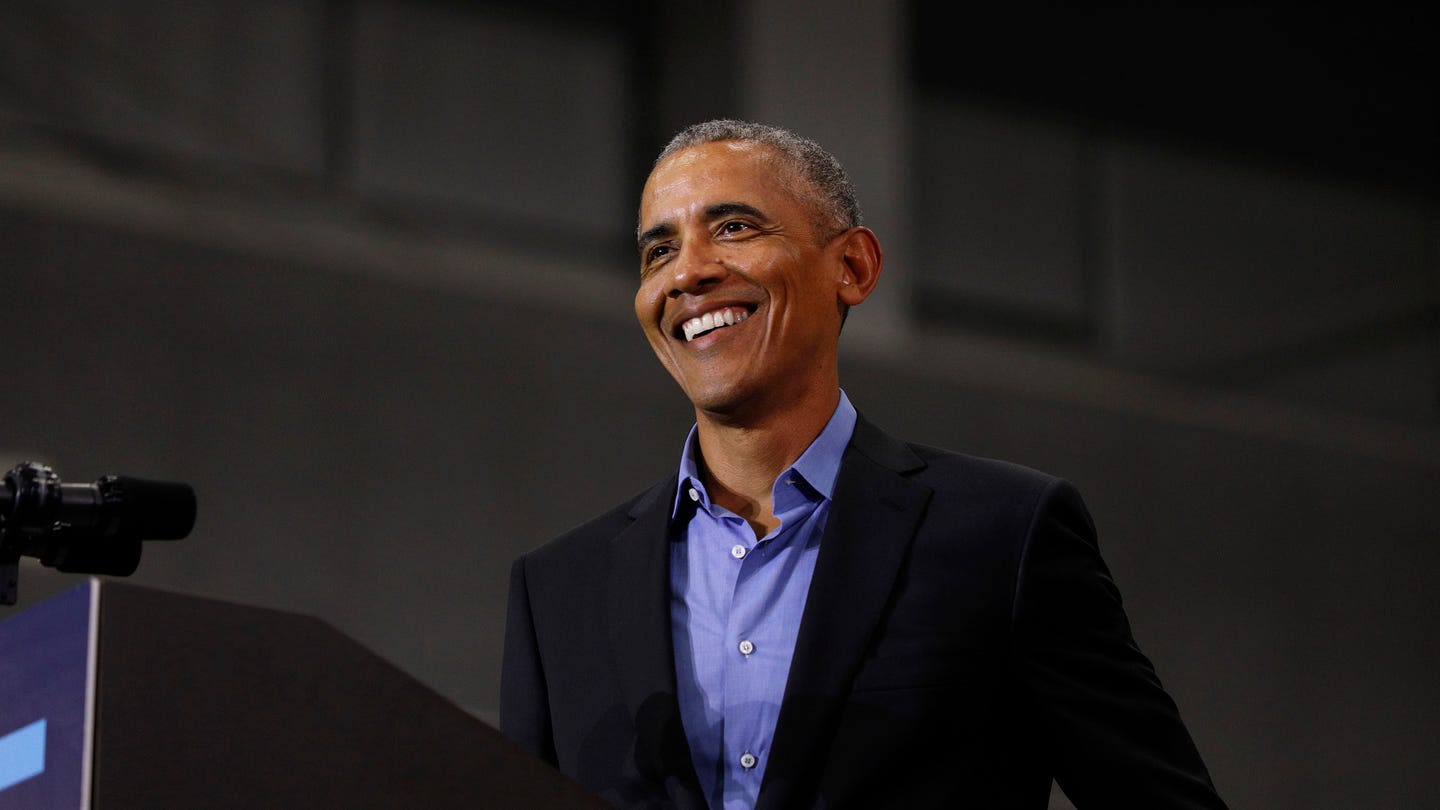 Barack Obama Reveals 14 Must-Buy Books from His Summer Reading List