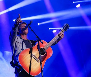 James Blunt enamora al Poble Espanyol de Barcelona con su actuación en el festival Alma