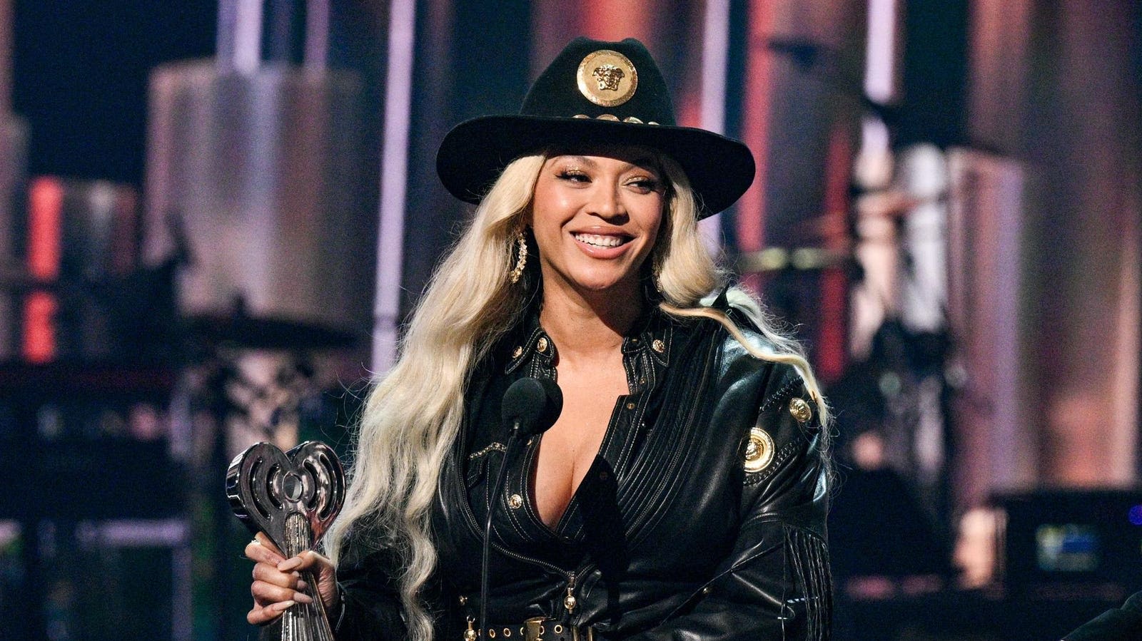 Will Beyoncé Make A Surprise Appearance At Stagecoach? Here’s Why Fans Think So.