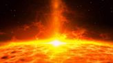 Stunning 236,000 mile-high solar plasma wall of Sun got captured by astrophotographer