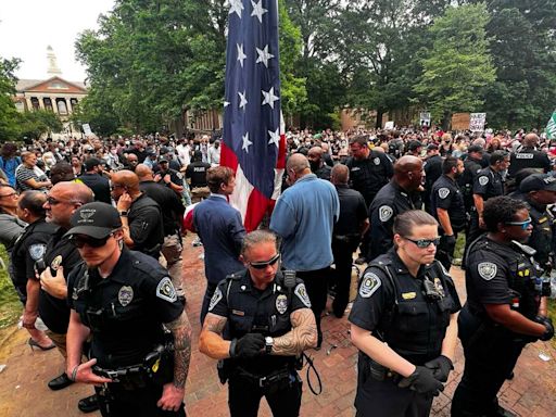 ‘They took down the U.S. flag.’ Pro-Palestinian protesters return to UNC encampment site