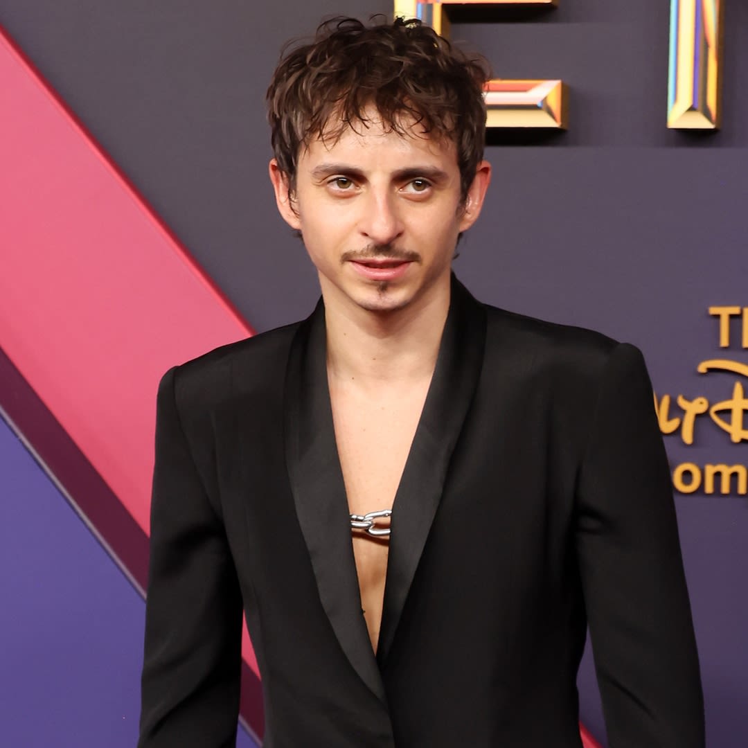 2024 Emmys: Hannah Montana's Moisés Arias Proves He's Left Rico Behind - E! Online