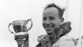 John Surtees y una marca inigualable: campeón de Fórmula 1 y de motociclismo