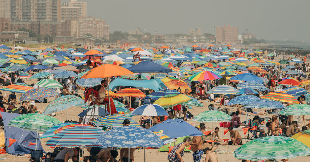 Coney Island Drownings Fail to Deter New Yorkers as City Swelters