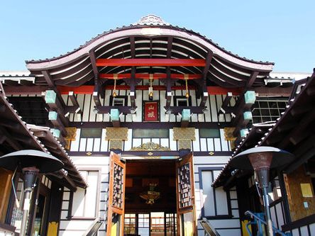 Hollywood’s Yamashiro Restaurant And Surrounding Property On The Market