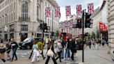 U.K. Consumer Confidence Improves as Inflation Cools Further