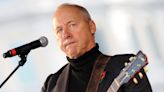 Dire Straits star Knopfler unites world guitar heroes for charity record