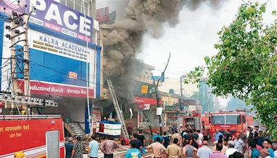 Gurugram’s road closed as fire engulfs medical store