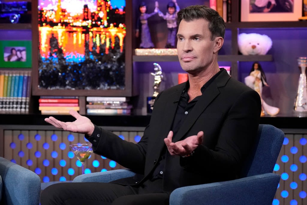 Teresa Giudice Demands Jeff Lewis Detail His Apology to Her During WWHL Anniversary Special