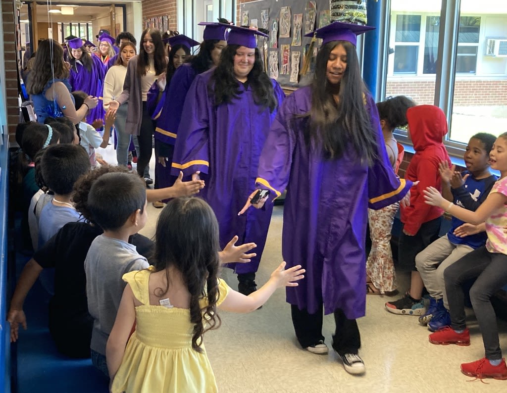 Waukegan seniors visit their elementary schools ahead of graduation; ‘They are the role models for what our students can be’