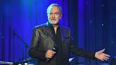 Neil Diamond opens up about his Parkinson's diagnosis: 'I have to make the best of it'