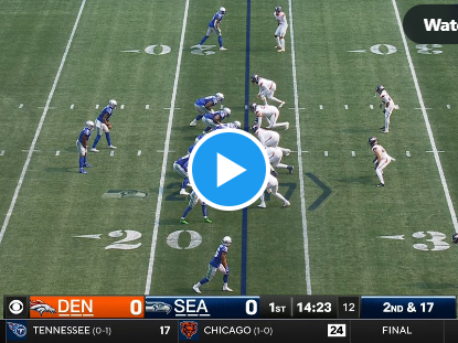 WATCH: Broncos LB Alex Singleton intercepts Geno Smith pass