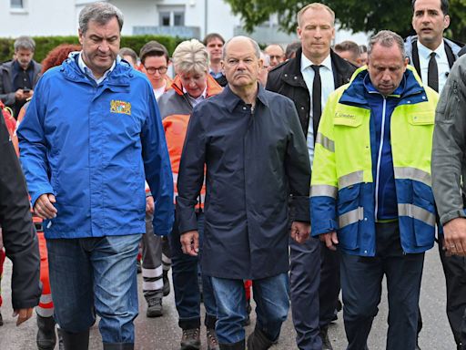 Estrela da direita alemã, governador da Baviera é criticado após enchentes