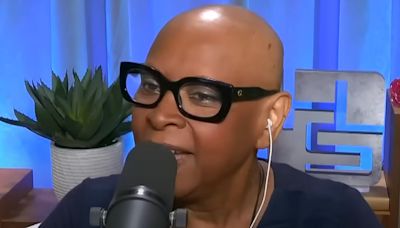 The Howard Stern Show’s Robin Quivers Embraces Her Hair Loss While Living with Cancer: 'My Normal Hairdo'