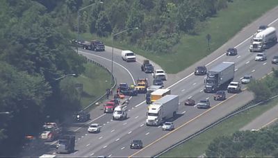 Helicopter falls off transport vehicle on Capital Beltway in Prince George's Co.