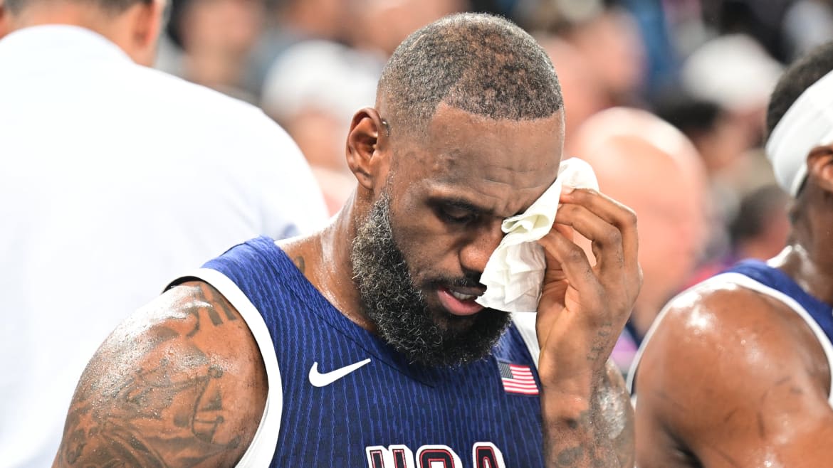 LeBron Needs Stitches After Being Elbowed in Head at the Olympics