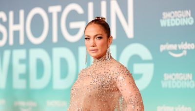 Jennifer Lopez Caught Having a 'Set up Paparazzi Shot' for 'Attention' by Another Star