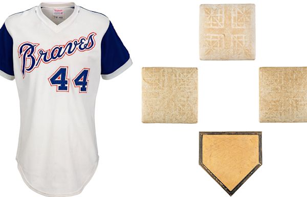 Home plate, bases from Hank Aaron's record-breaking home run to be auctioned off