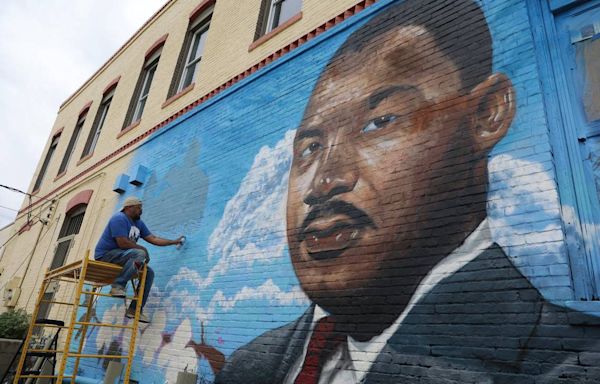 Martin Luther King Jr.’s final visit to Macon remembered with new downtown mural