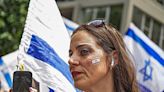 Bittersweet Salute to Israel Parade focuses on four words: Bring the hostages home | amNewYork