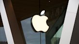 Downgrade of Apple stock triggers sharp tech stock sell-off