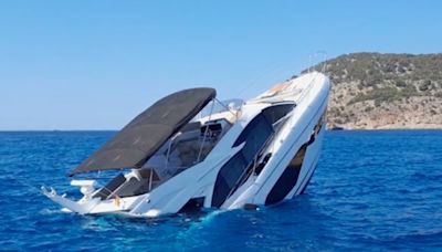 Watch moment luxurious £1million yacht SINKS off coast of Majorca