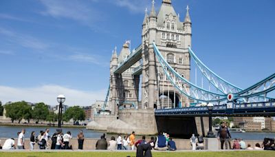 Heatwave likely as UK set to bask in highest temperatures of the year, says Met Office